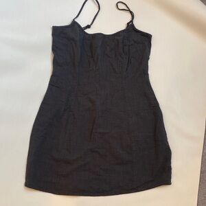Gray Cotton Billabong Dress zipper in the back. Large I would say runs small